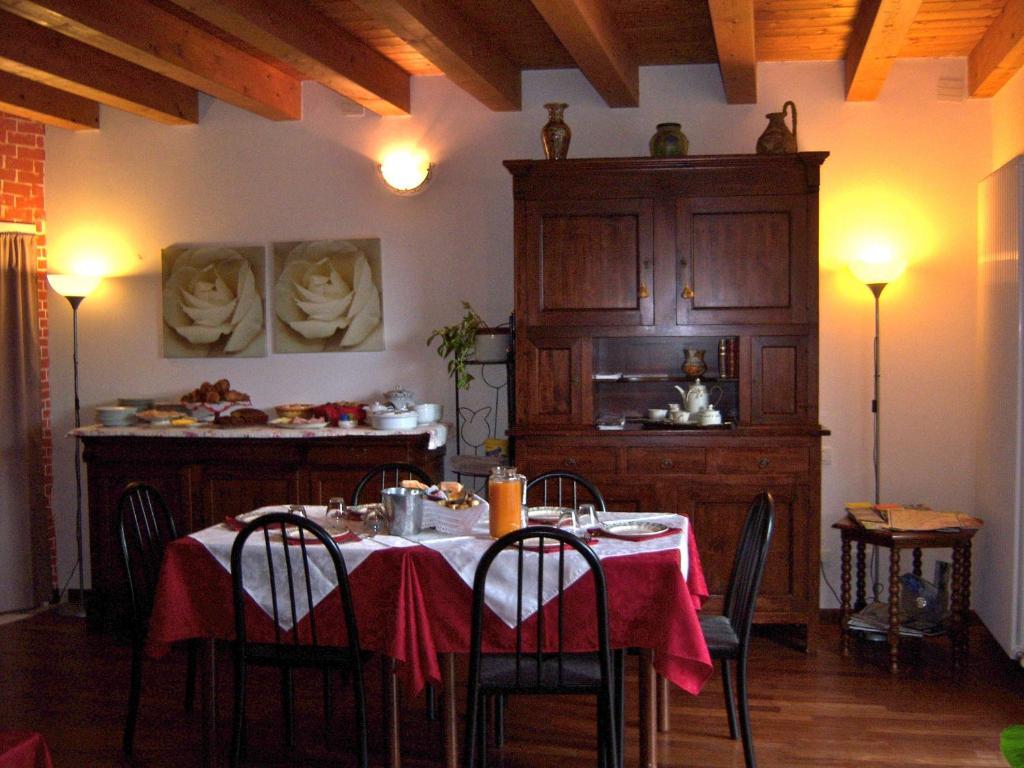 Corte Barbieri Bed & Breakfast *